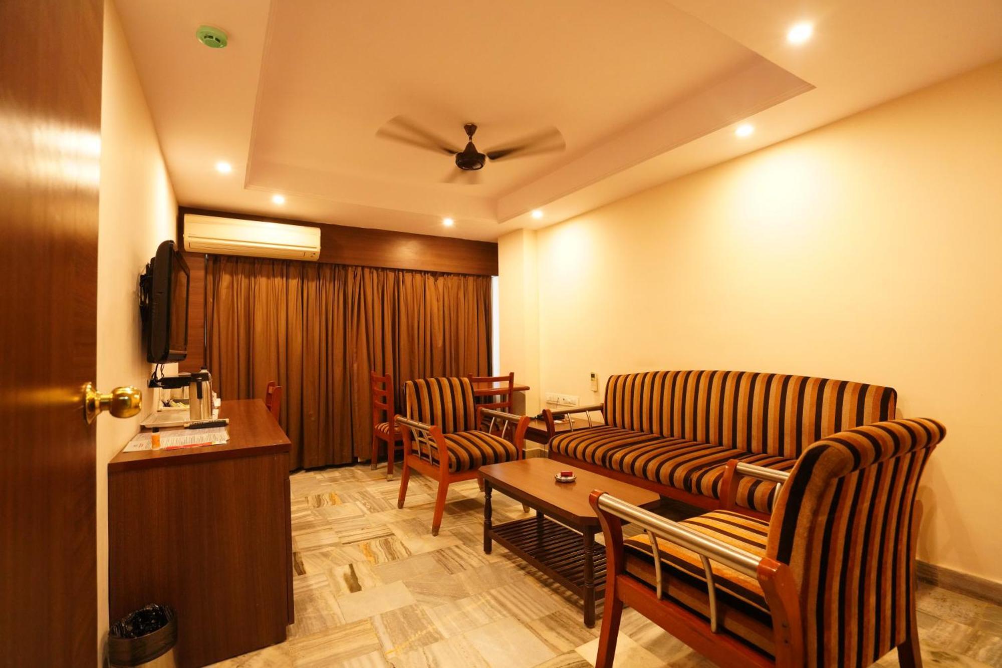 Jaya Residency Hotel Kakinada Luaran gambar