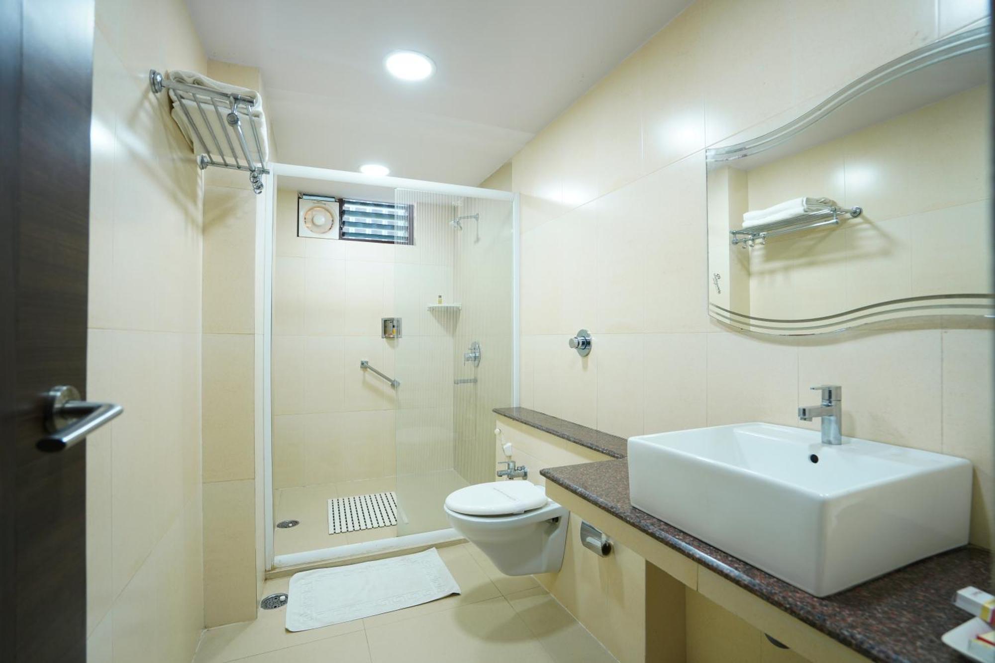 Jaya Residency Hotel Kakinada Luaran gambar
